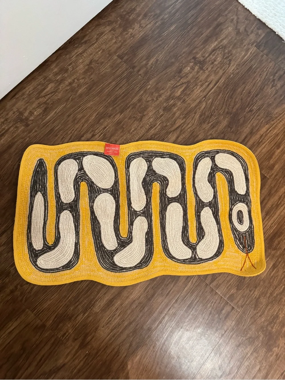 Yellow Snake Design Plush Bath Mat - Unbranded